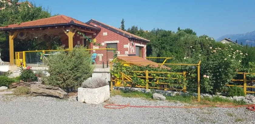 Prodaja, kuća, 103m², Tivat, Crna Gora