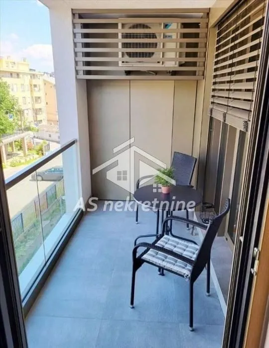 Izdavanje, dvosoban stan, 51m², Lekino Brdo, Voždovac Sve Podlokacije