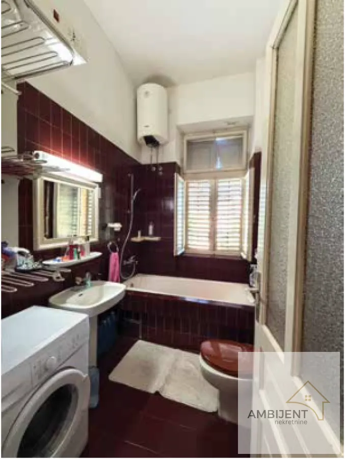 Prodaja, stan, 146m², Herceg Novi, Crna Gora
