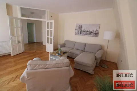 Izdavanje, trosoban stan, 75m², Centar, Novi Sad - image 2