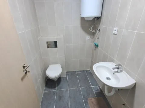 Prodaja, jednosoban stan, 42m², Zabjelo, Podgorica - image 8