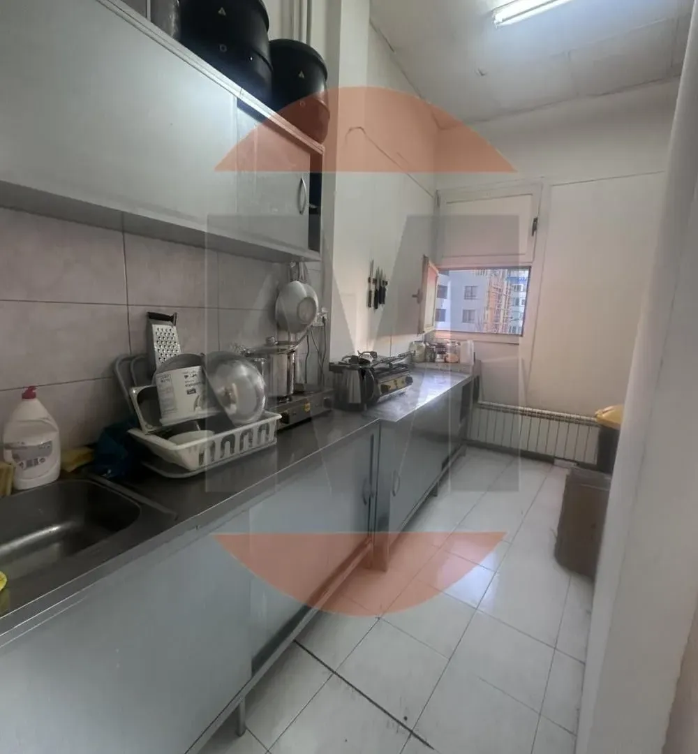 Rent, office space, 48m², Kluz, Zvezdara Sve Podlokacije