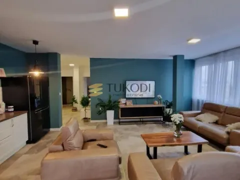 Prodaja, četvorosoban stan, 146m², Telep, Novi Sad Sve Podlokacije - image 1