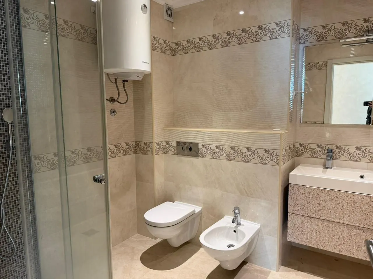 Sale, three bedroom apartment, 115m², Bečići, Budva