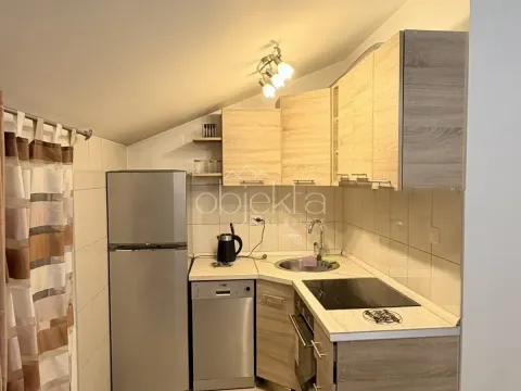 Rent, apartment, 50m², Tivat, Crna Gora - image 4