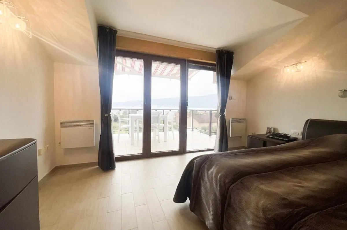 Prodaja, trosoban stan, 85m², Bijela, Herceg Novi