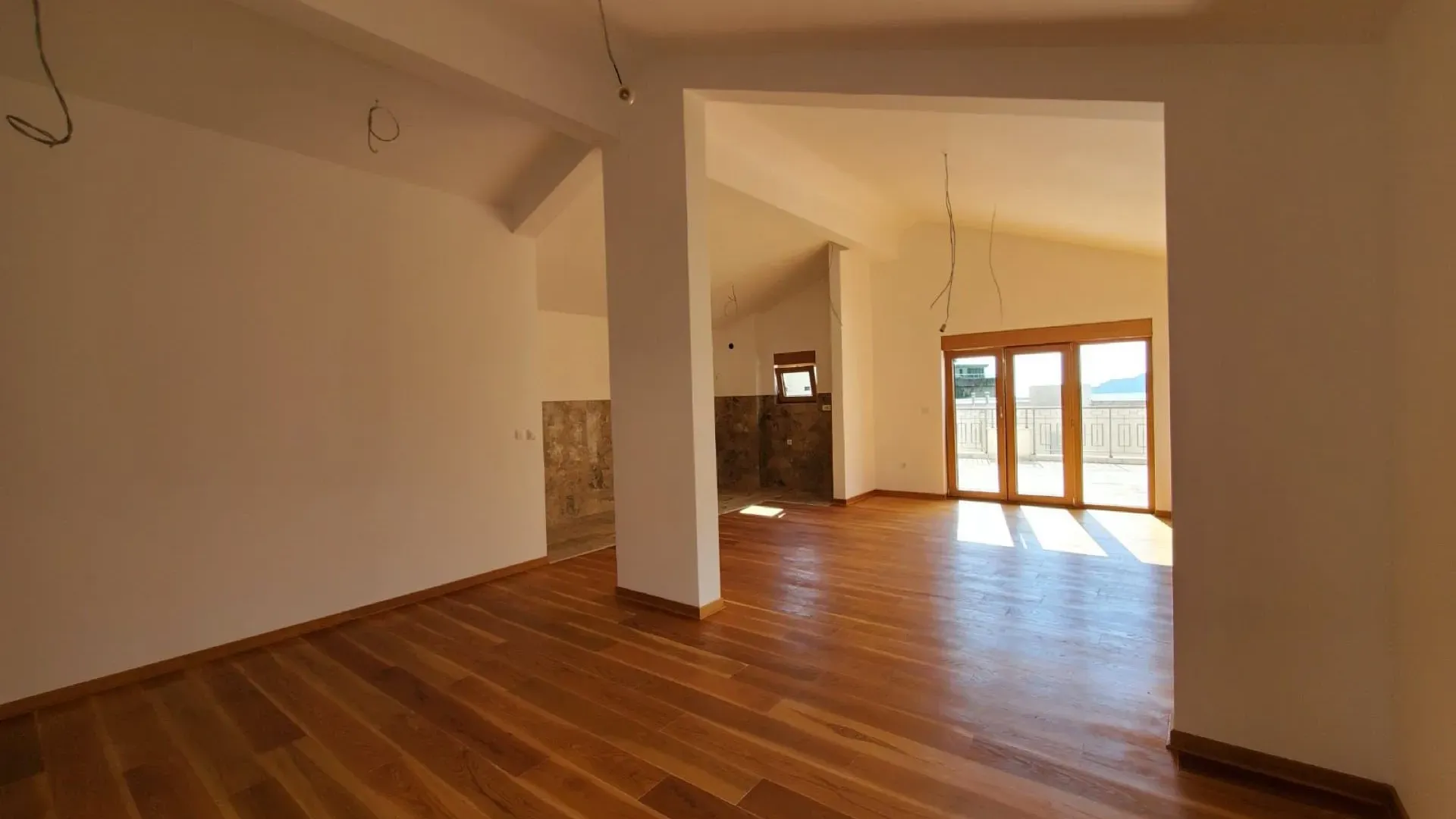 Sale, apartment, 136m², Pržno, Budva