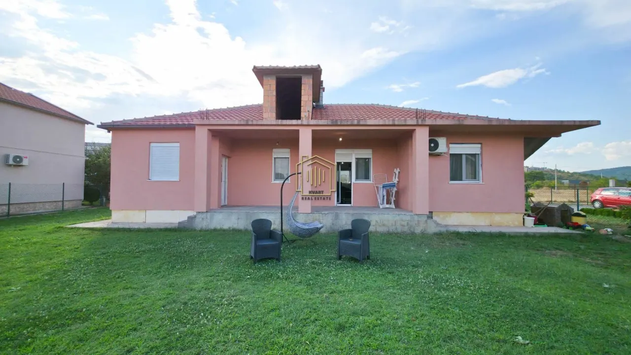 Rent, house, 137m², Donji Kokoti, Podgorica