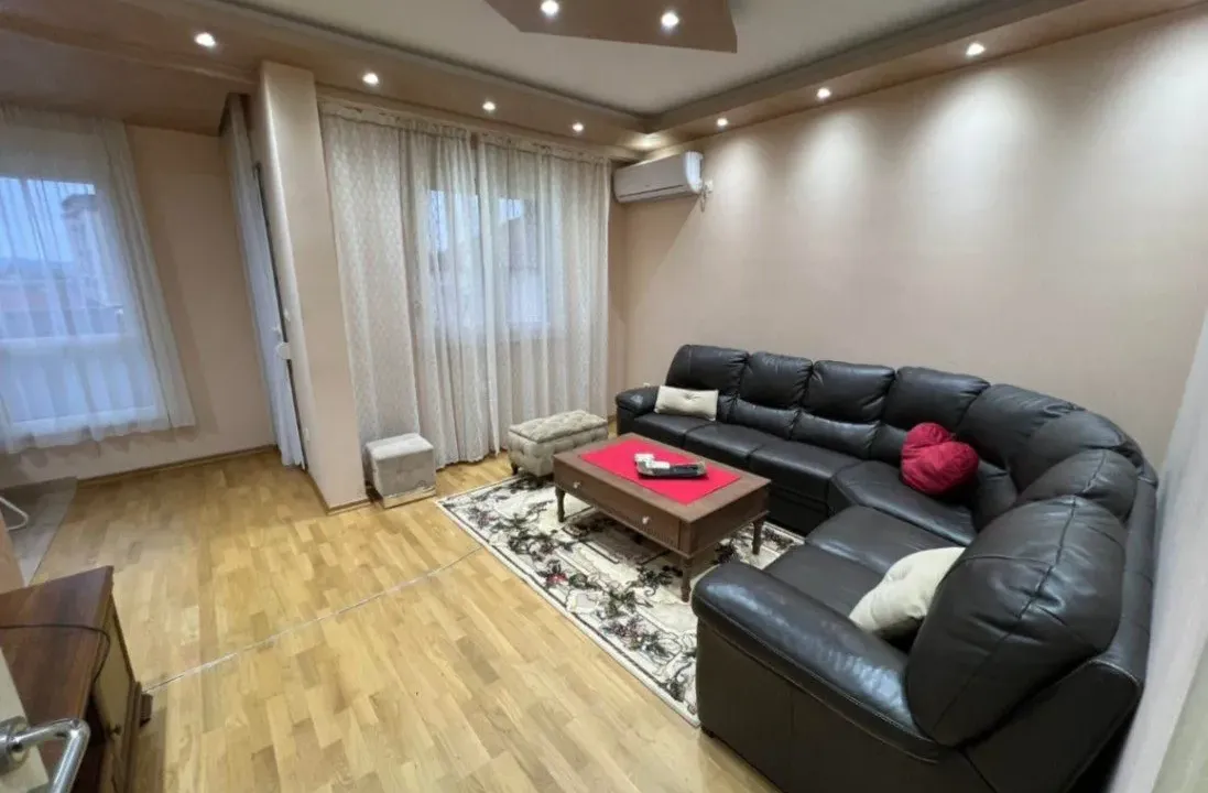 Izdavanje, jednosoban stan, 55m², Masline, Podgorica
