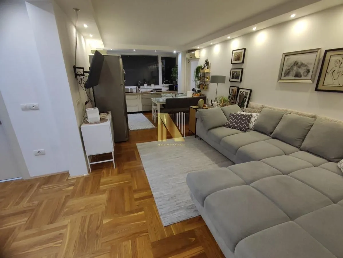 Prodaja, trosoban stan, 75m², Grbavica, Novi Sad Sve Podlokacije