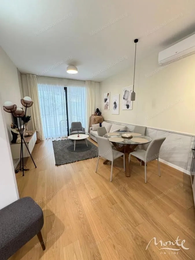 Sale, one bedroom apartment, 54m², Bečići, Budva