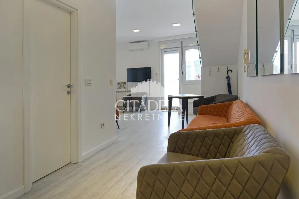 Prodaja, stan, 118m², Đeram Pijaca, Beograd