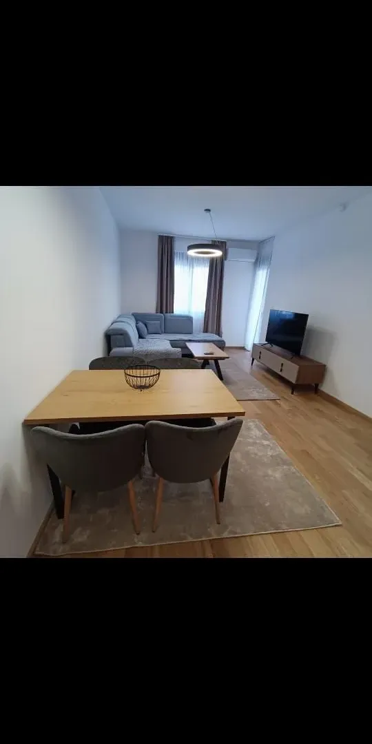 Izdavanje, jednosoban stan, 45m², City Kvart, Podgorica