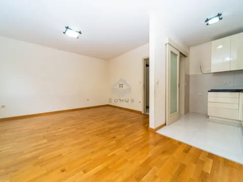 Prodaja, dvosoban stan, 61m², Zagorič, Podgorica - image 4