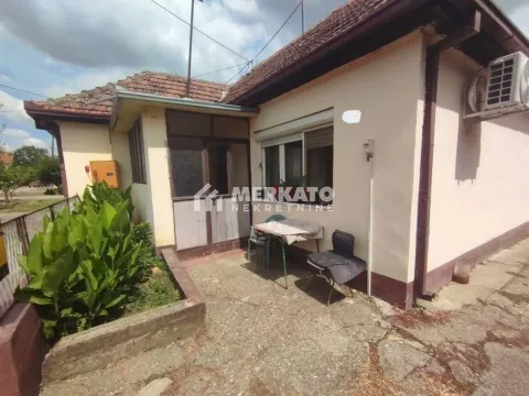 Kuća in Klek