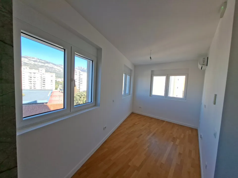Sale, one bedroom apartment, 42m², Centar, Bar