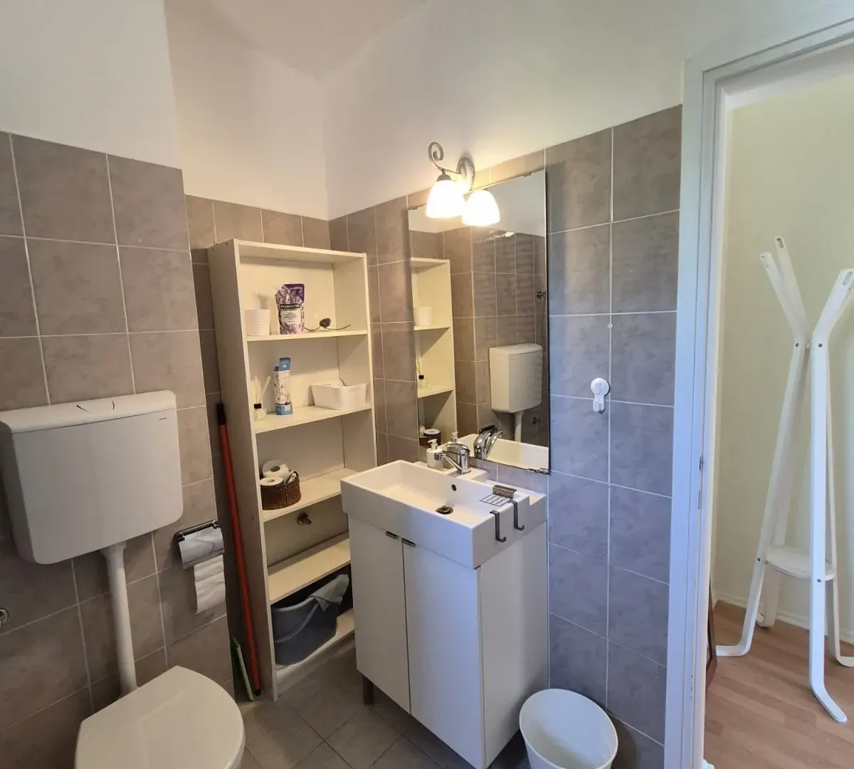 Sale, two bedroom apartment, 60m², Voždovac Sve Podlokacije, Beograd