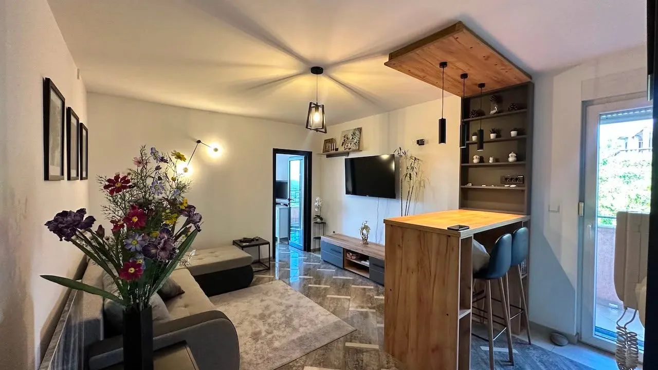 Sale, two bedroom apartment, 55m², Budva okolina, Budva