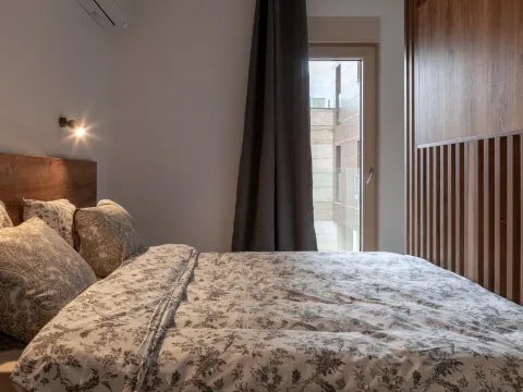 Sale, one bedroom apartment, 33m², Kotor, Crna Gora - image 16