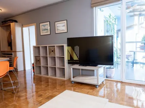 Izdavanje, trosoban stan, 71m², Centar, Novi Sad - image 3