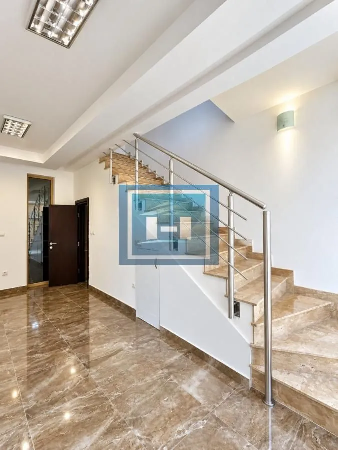 Sale, office space, 85m², Centar, Paraćin