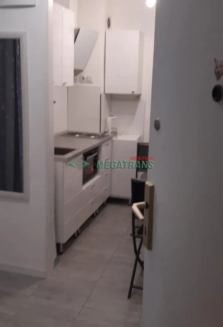 Izdavanje, dvosoban stan, 42m², Liman 2, Novi Sad Sve Podlokacije