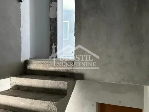 Prodaja, kuća, 135m², Stara Pazova, Srbija - image 9