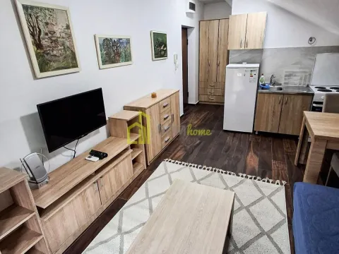 Izdavanje, garsonjera, 25m², Dalmatinska ulica, Podgorica - image 5