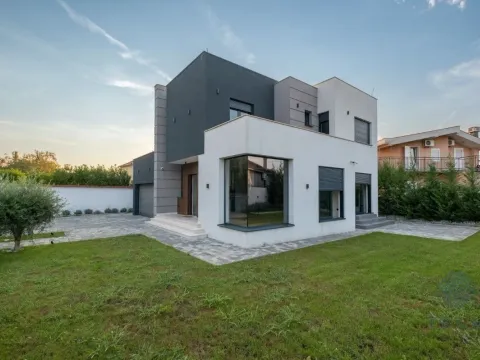 Izdavanje, kuća, 180m², Gornja Gorica, Podgorica - image 1