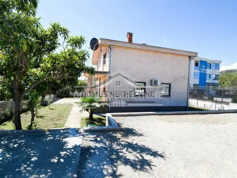 Rent, house, 160m², Donja Gorica, Podgorica - image 4