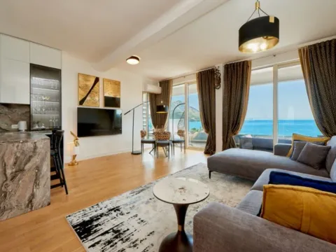 Sale, one bedroom apartment, 73m², Bečići, Budva - image 1