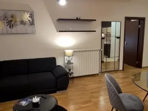 Prodaja, četvorosoban stan, 145m², Savski Venac, Beograd - image 11