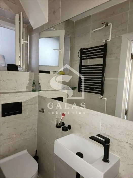 Prodaja, trosoban stan, 72m², Palilula Sve Podlokacije, Beograd