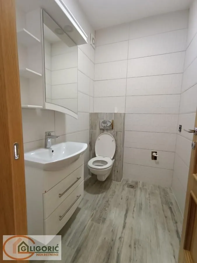 Prodaja, stan, 145m², Centar, Pančevo