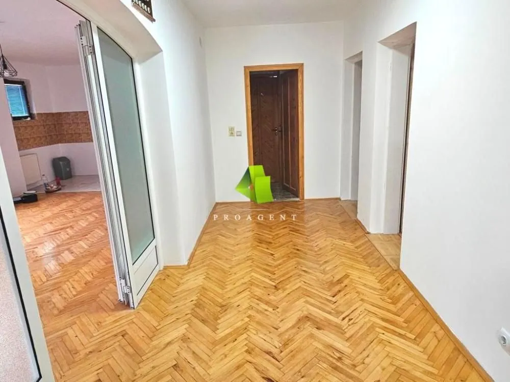 Prodaja, kuća, 285m², Medijana, Niš