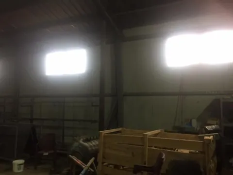 Izdavanje, poslovni prostor, 700m², Zemun Ugrinovci, Zemun Sve Podlokacije - image 10