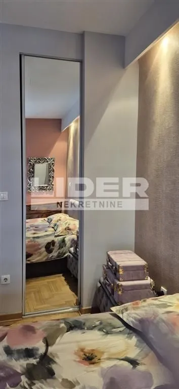 Izdavanje, dvosoban stan, 54m², Crveni Krst, Beograd