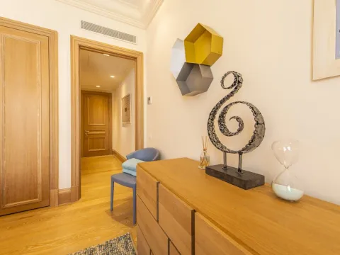 Prodaja, dvosoban stan, 134m², Porto Montenegro, Tivat - image 14