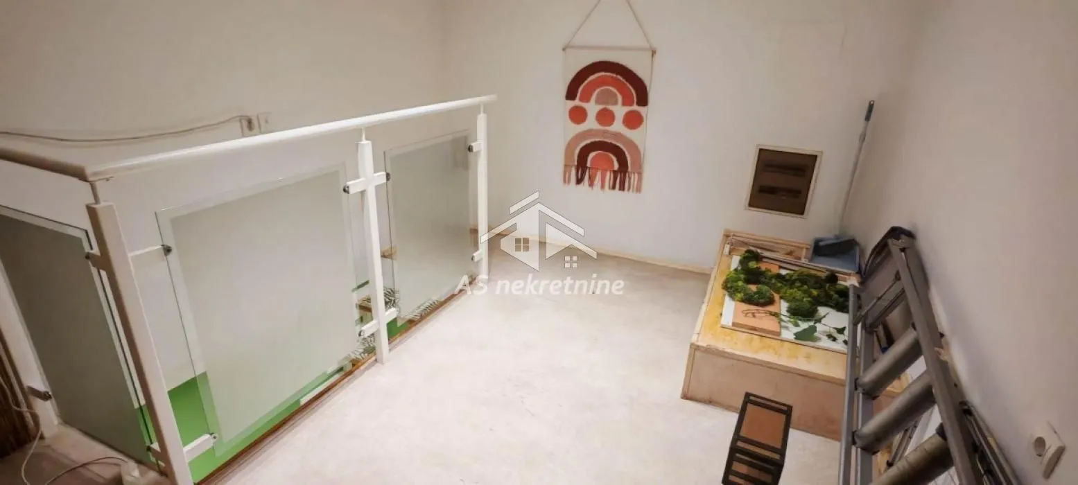 Rent, office space, 46m², Stari Grad, Beograd