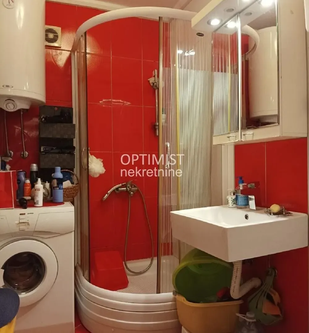 Sale, apartment, 103m², Banovo Brdo, Beograd