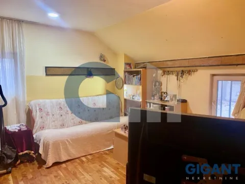 Sale, four bedroom apartment, 121m², Zeleni Venac, Beograd - image 10