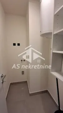Izdavanje, dvosoban stan, 70m², Savski Venac, Beograd - image 16