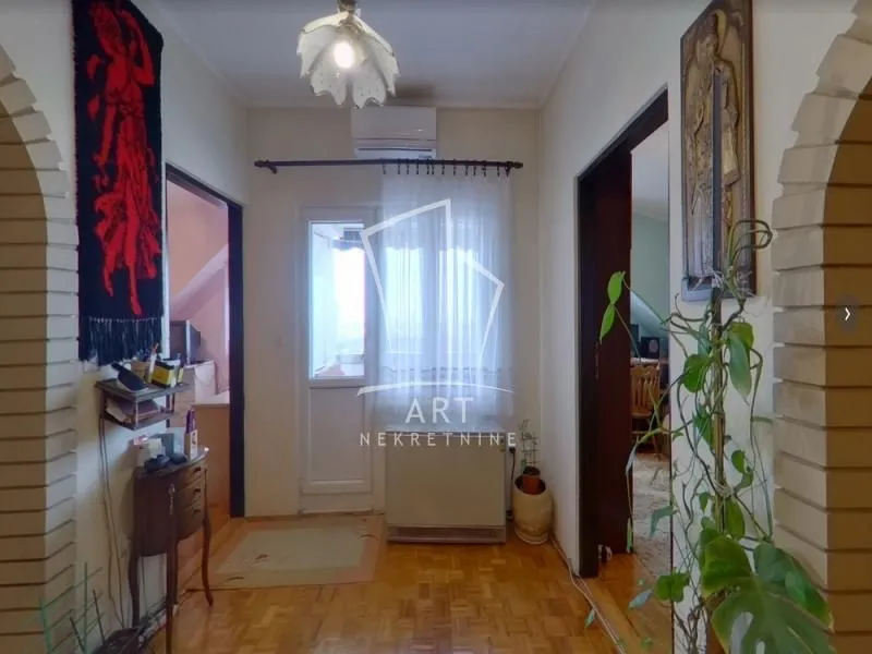 Sale, four bedroom apartment, 79m², Severni Bulevar, Zvezdara Sve Podlokacije