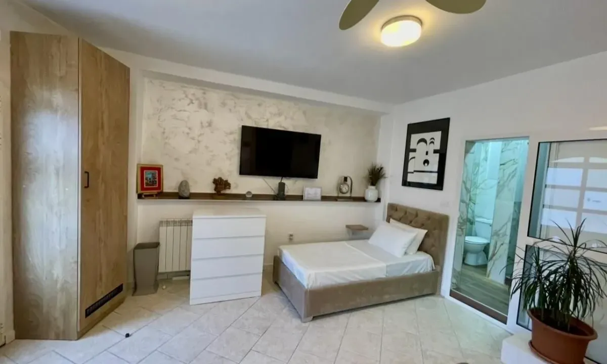 Izdavanje, stan, 35m², Stara Varoš, Podgorica