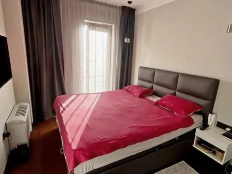 Prodaja, jednosoban stan, 77m², Centar, Budva - image 9