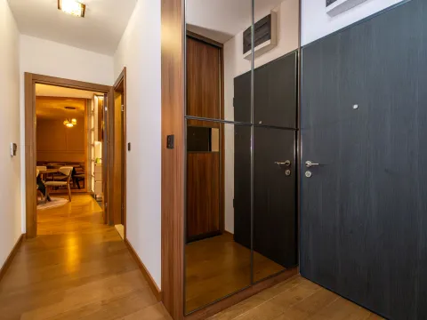 Izdavanje, trosoban stan, 93m², Ljubović, Podgorica - image 12