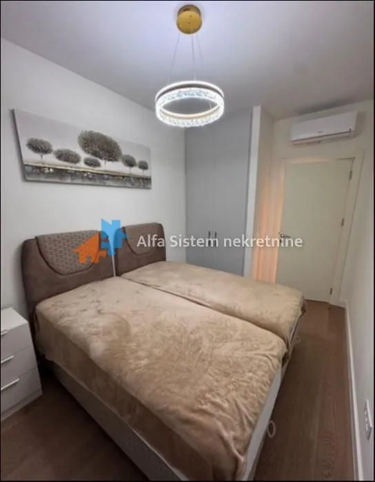 Rent, three bedroom apartment, 75m², Savski Venac, Beograd