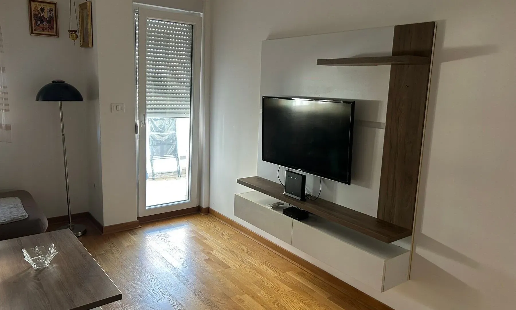 Rent, one bedroom apartment, 44m², City Kej, Podgorica