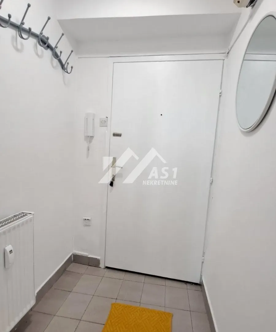 Izdavanje, jednosoban stan, 43m², Liman 2, Novi Sad Sve Podlokacije
