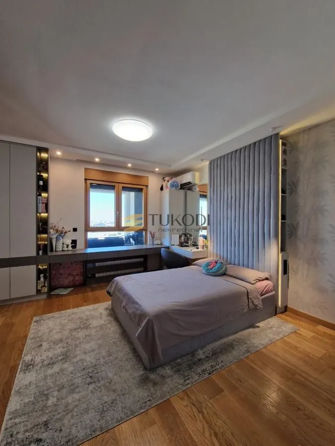 Prodaja, stan, 165m², Novi Beograd Blok 65, Novi Beograd Sve Podlokacije